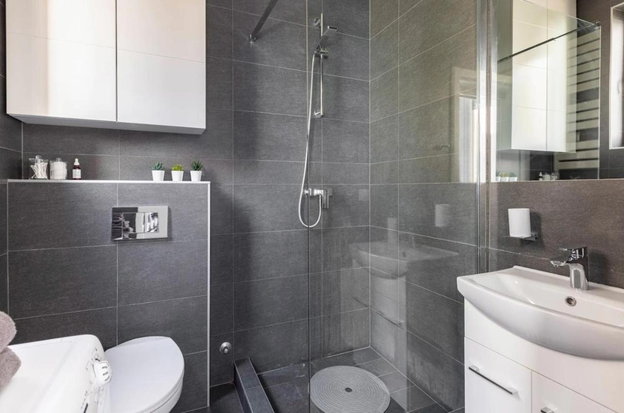בלגרד Stylish Studio In Central Location מראה חיצוני תמונה